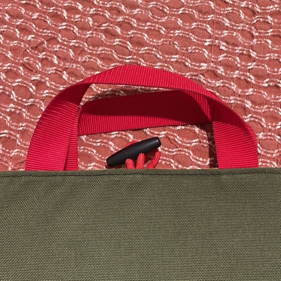 Took designs laptop case. 11 inch - Picture 3 of 4